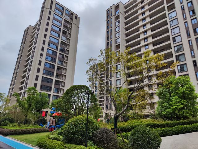 8万浦阳街道  · 荣建臻园3室2厅 · 89平米140万浦阳街道  · 福全里